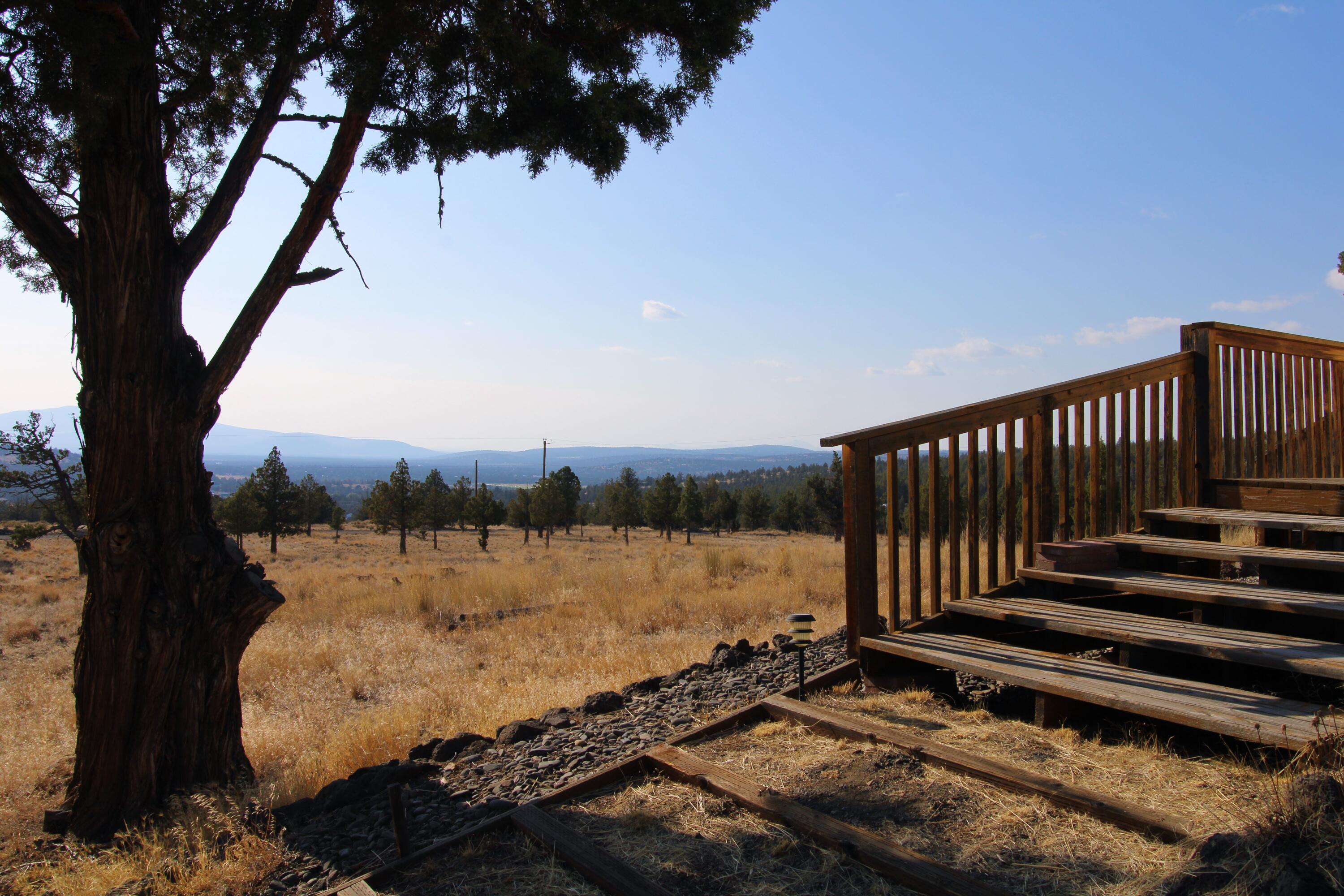 7571 Southeast Walther Loop Prineville, OR 97754 - Photo 31 of 38 Exterior6