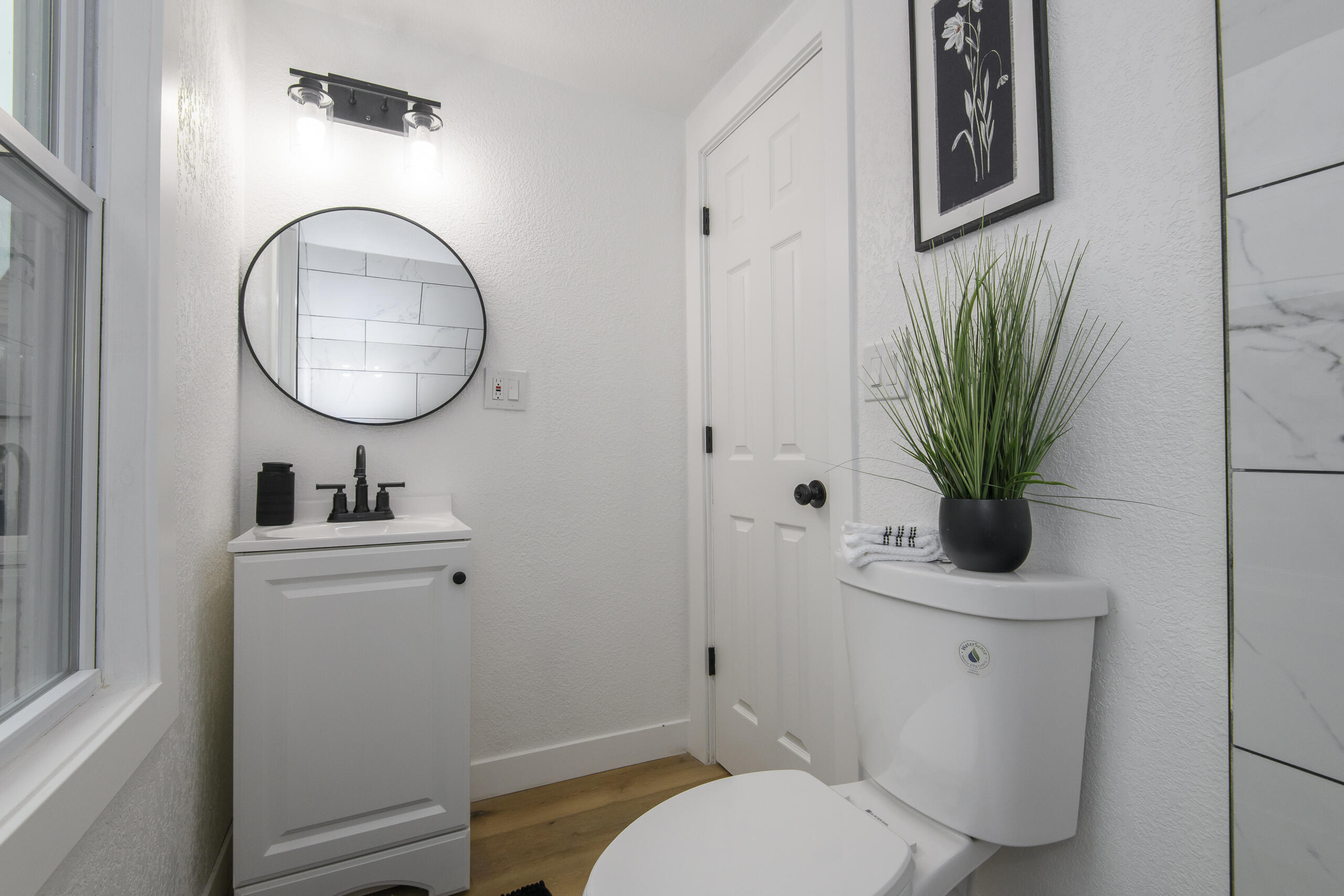 300 East Rosedale Avenue Milwaukee, WI 53207 - Photo 31 of 56 300 E Rosedale-34