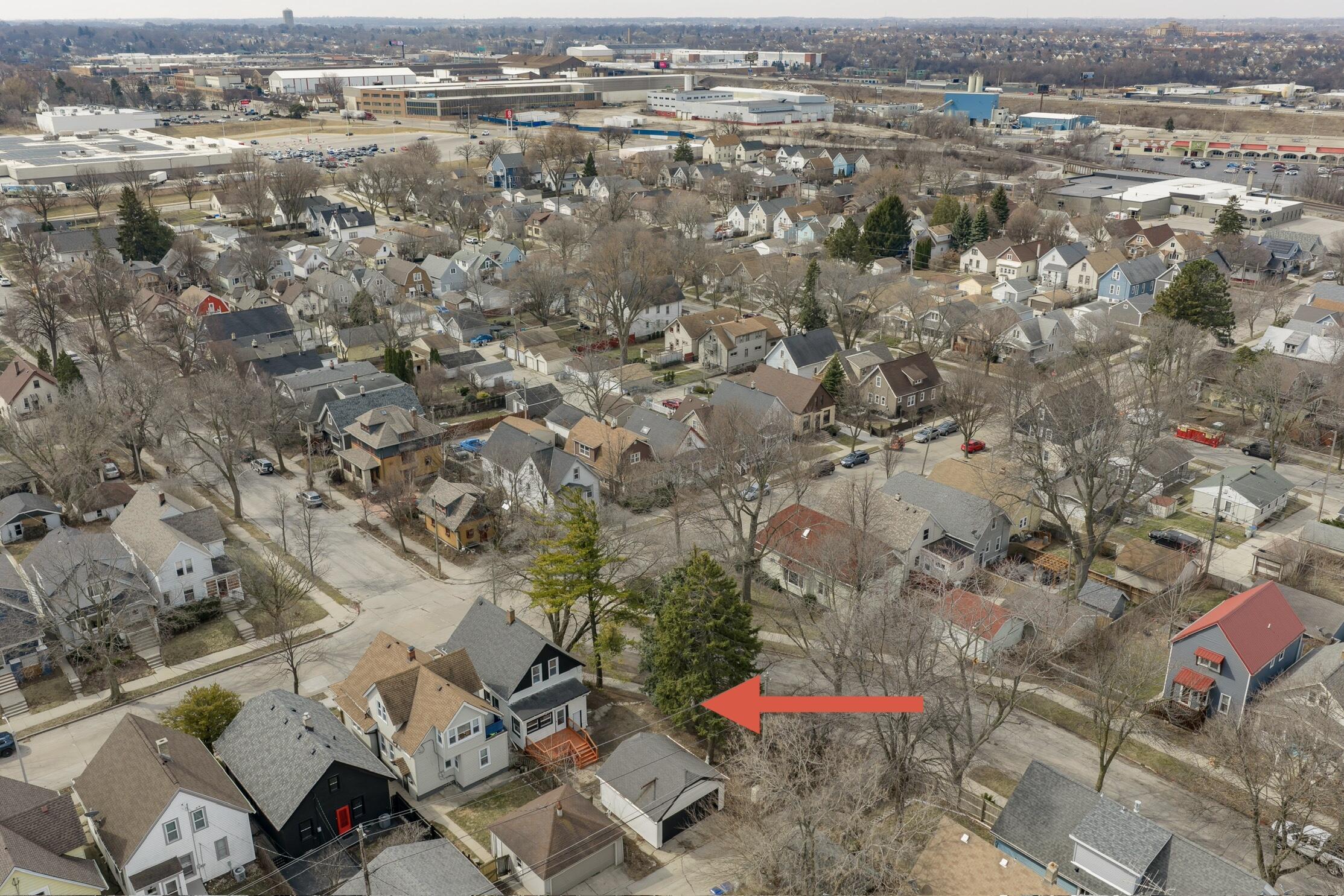 300 East Rosedale Avenue Milwaukee, WI 53207 - Photo 49 of 56 300 E Rosedale-48