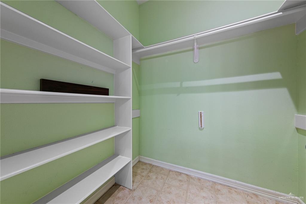 15474 Primera Road Harlingen, TX 78552 - Photo 23 of 45 a view of small space