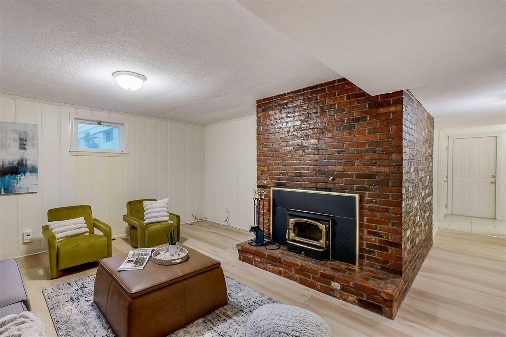 19 Hickory Hill Road Wayland, MA 01778 - Photo 19 of 32 Gallery Image 19