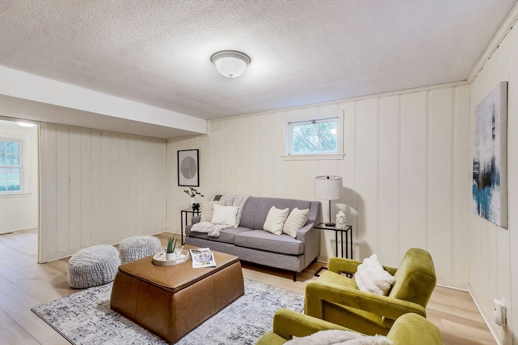 19 Hickory Hill Road Wayland, MA 01778 - Photo 20 of 32 Gallery Image 20