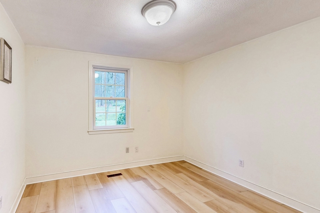19 Hickory Hill Road Wayland, MA 01778 - Photo 21 of 32 Gallery Image 21