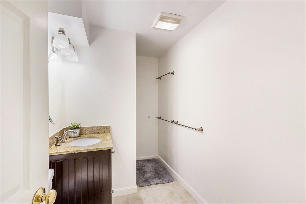 19 Hickory Hill Road Wayland, MA 01778 - Photo 23 of 32 Gallery Image 23