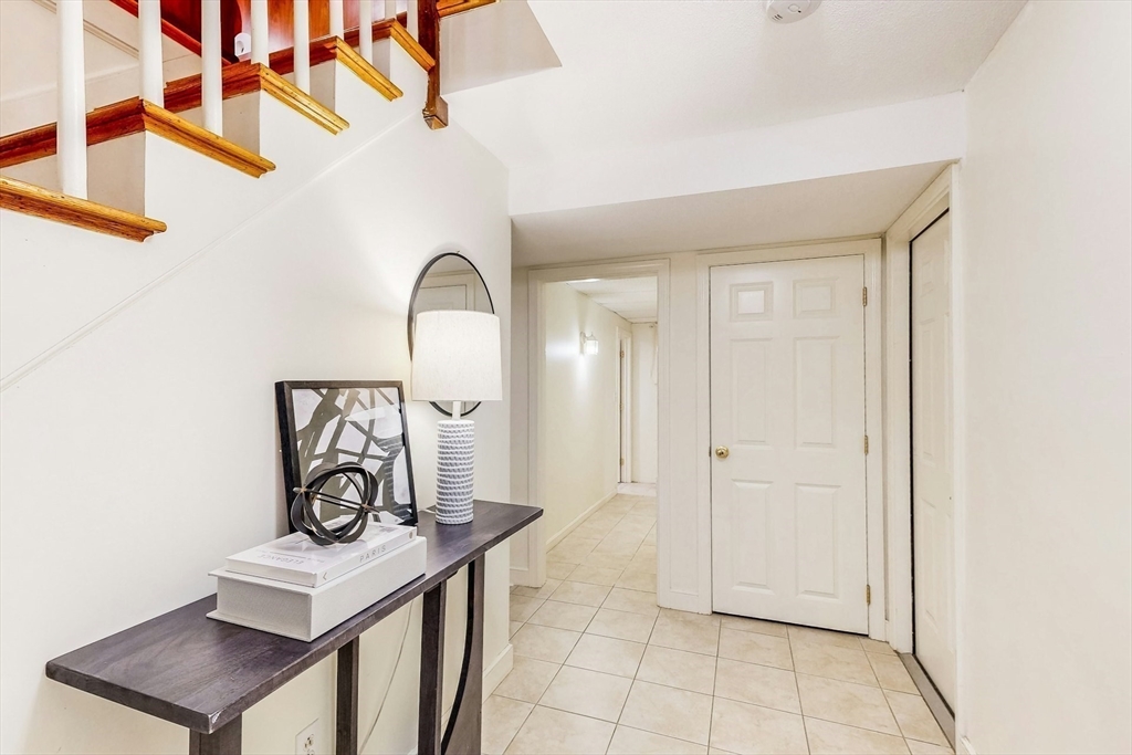 19 Hickory Hill Road Wayland, MA 01778 - Photo 5 of 32 Gallery Image 5