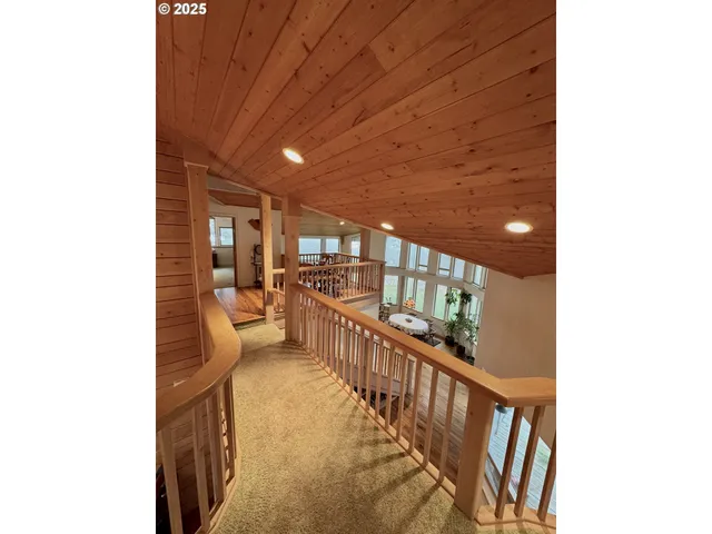 $2,350,000 | 31640 Spruce Drive, Gold Beach, OR 97444