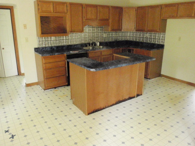 1946 Erie Church Road Bedford, IN 47421 - Photo 7 of 8