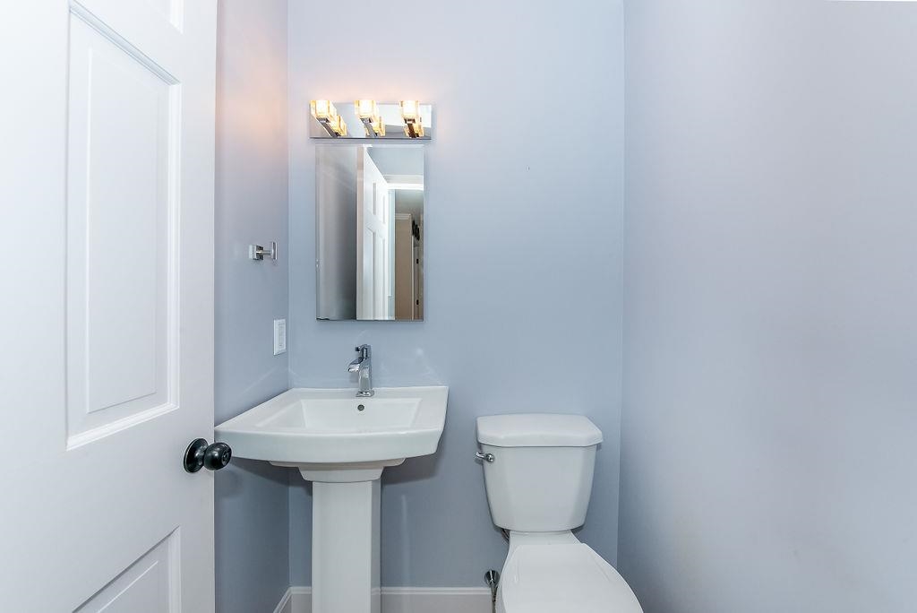 3370 Lafayette Road, Unit 1 Portsmouth, NH 03801 - Photo 7 of 40