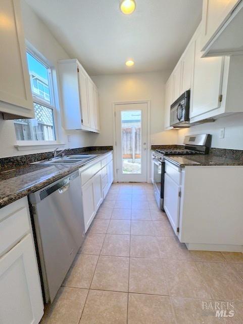 34 Randall Lane, Unit A & B Santa Rosa, CA 95409 - Photo 15 of 27