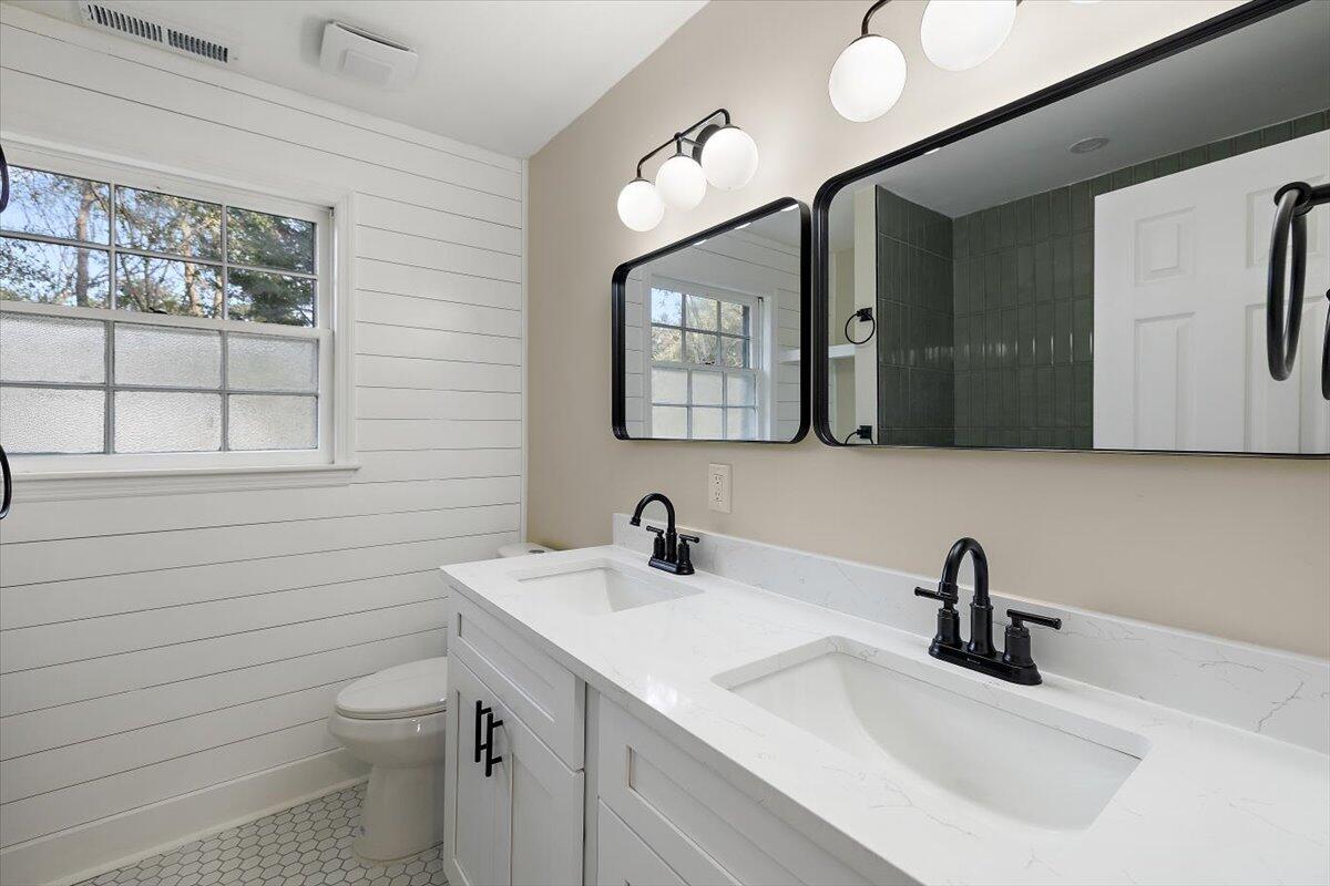 734 Waterloo Street Charleston, SC 29412 - Photo 15 of 26 18-BN0A0860