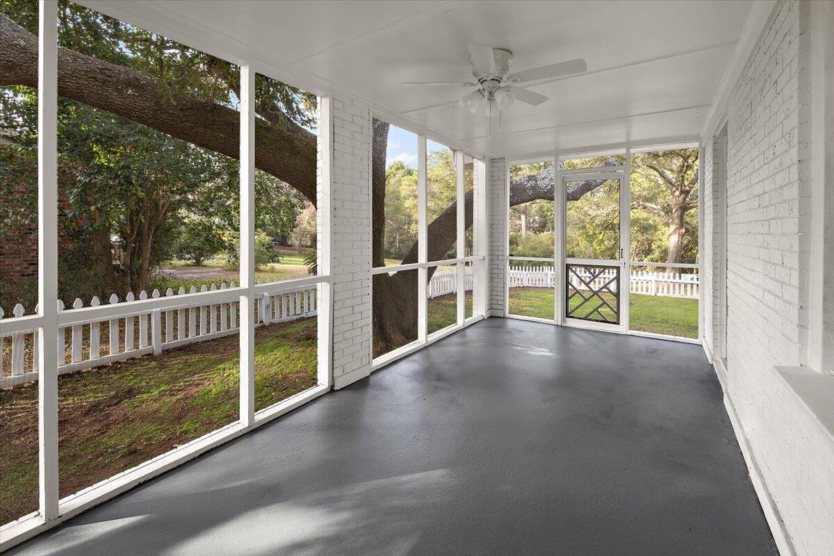 734 Waterloo Street Charleston, SC 29412 - Photo 18 of 26 31-BN0A0905