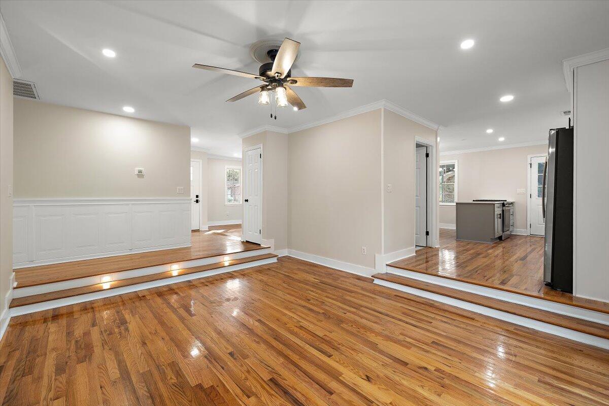 734 Waterloo Street Charleston, SC 29412 - Photo 2 of 26 15-BN0A0851