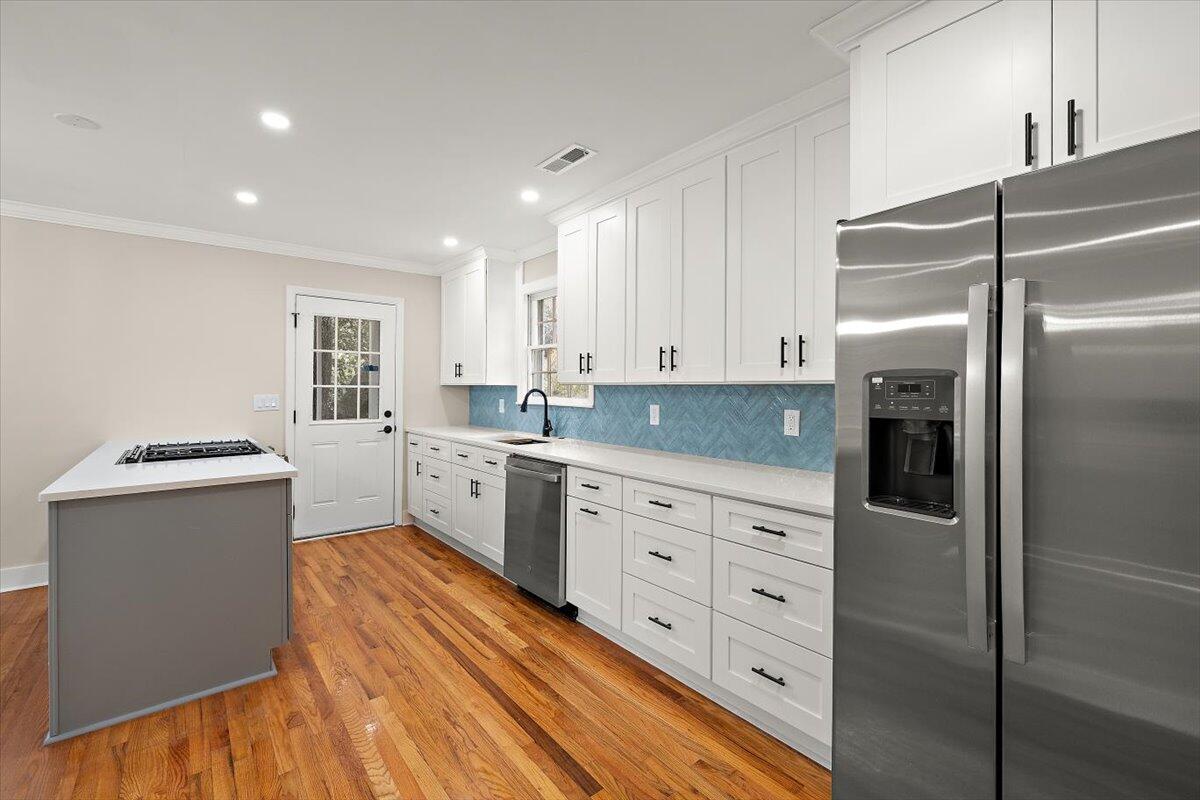 734 Waterloo Street Charleston, SC 29412 - Photo 5 of 26 11-BN0A0839