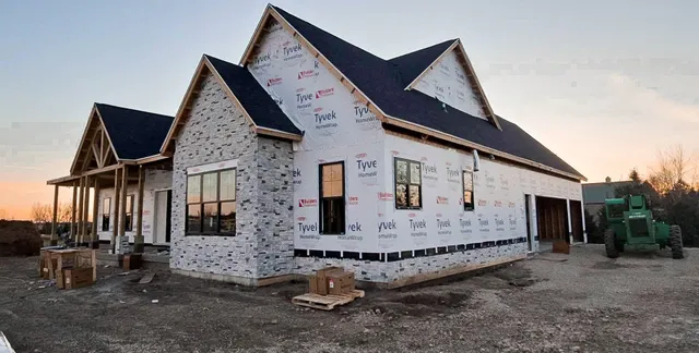 $1,200,000 | 6811 Angelica Trail, Sun Prairie, WI 53590