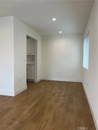 $3,000 | 1011 East Chevy Chase Drive, Unit A, Glendale, CA 91205