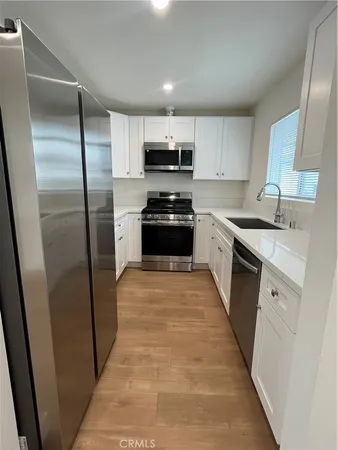 $3,000 | 1011 East Chevy Chase Drive, Unit A, Glendale, CA 91205