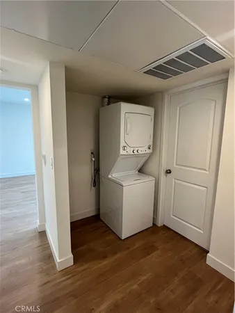 $3,000 | 1011 East Chevy Chase Drive, Unit A, Glendale, CA 91205