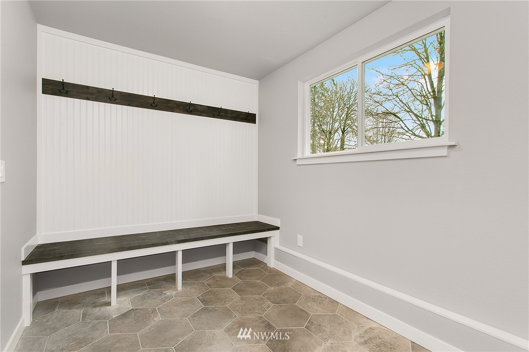 23028 35th Avenue Southeast Bothell, WA 98021 - Photo 20 of 25 a room with walk in closet and a window