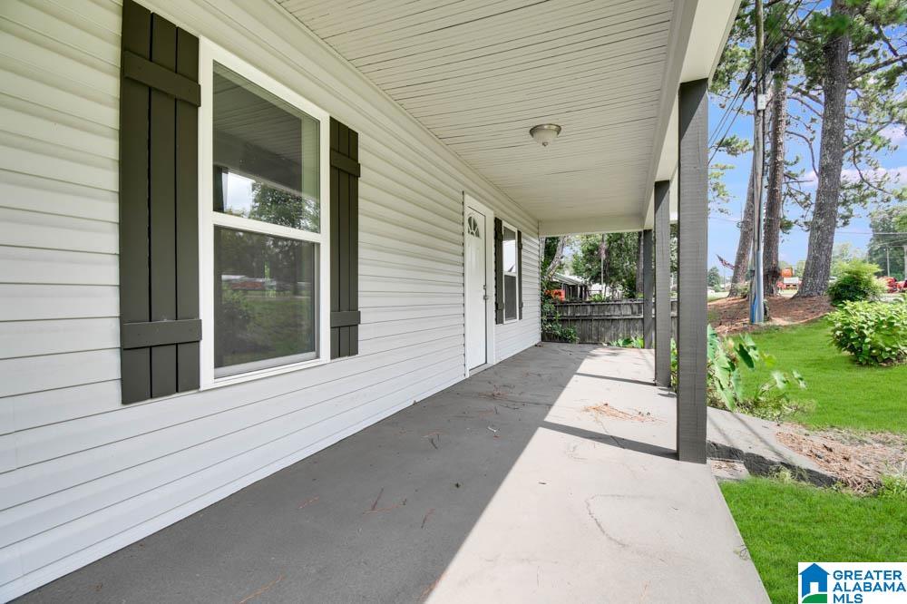 900 7th Street North Clanton, AL 35045 - Photo 4 of 27