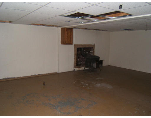 276 Pommogussett Road Rutland, MA 01543 - Photo 9 of 20 a view of water heater room