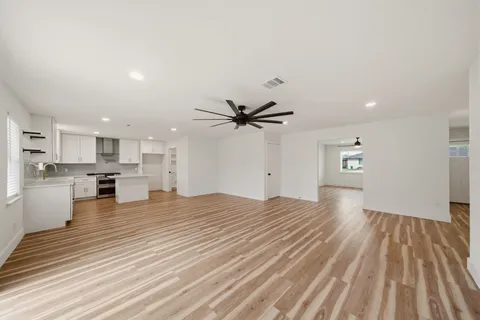 $425,000 | 8903 Railton Street, Houston, TX 77080