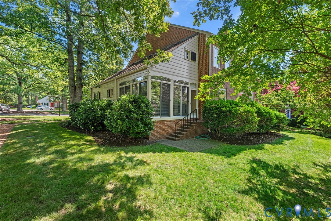 300 North Ridge Road, Unit 15 Henrico, VA 23229 - Photo 5 of 50