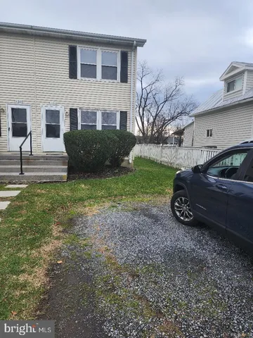 $1,400 | 130-134 West 13th Street, Unit 134, Front Royal, VA 22630