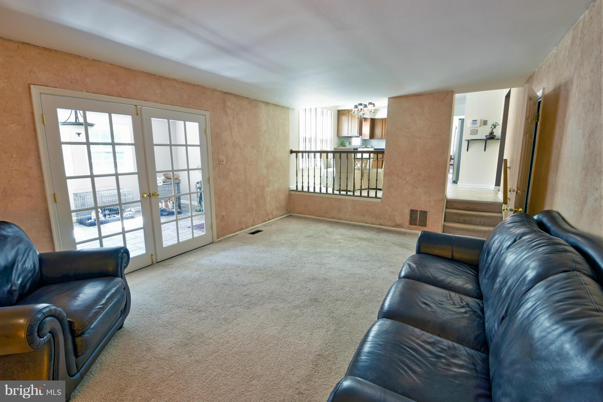 2040 Middlebridge Drive Silver Spring, MD 20906 - Photo 11 of 30 Family Room
