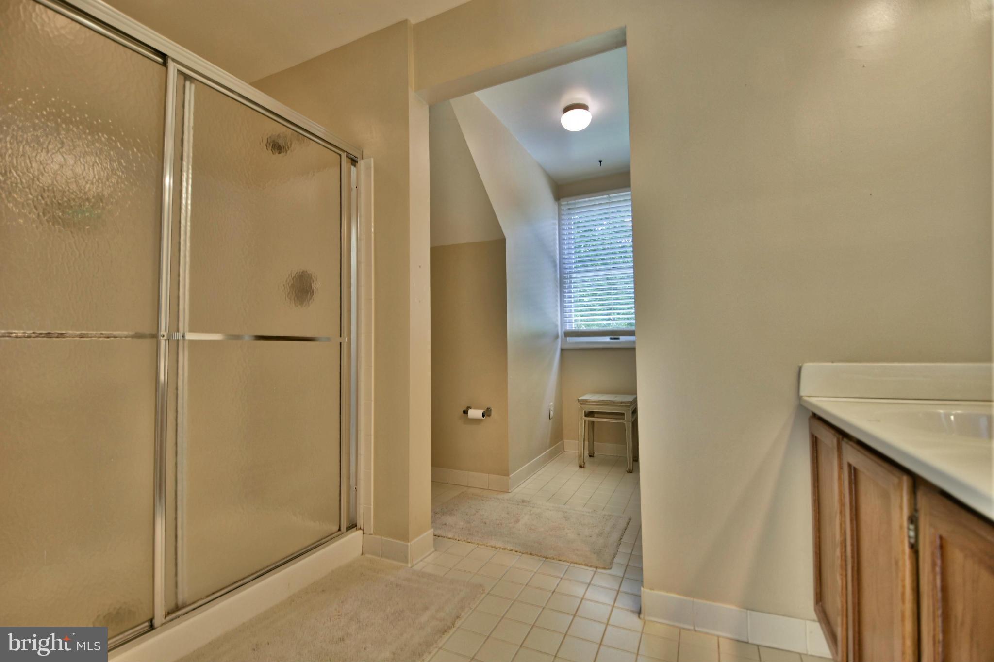 2040 Middlebridge Drive Silver Spring, MD 20906 - Photo 17 of 30 Bath (Master)
