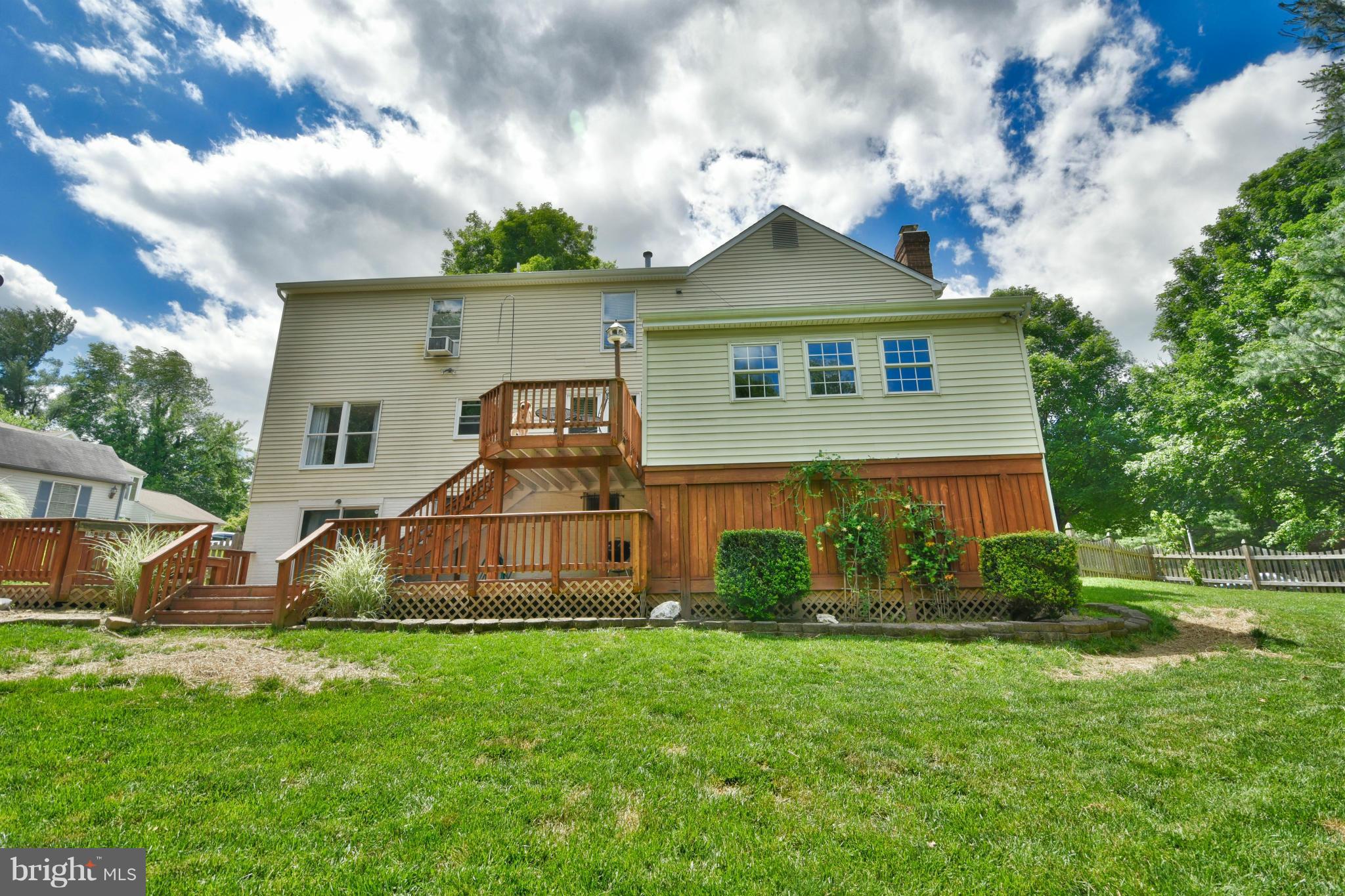 2040 Middlebridge Drive Silver Spring, MD 20906 - Photo 25 of 30 Big Yard