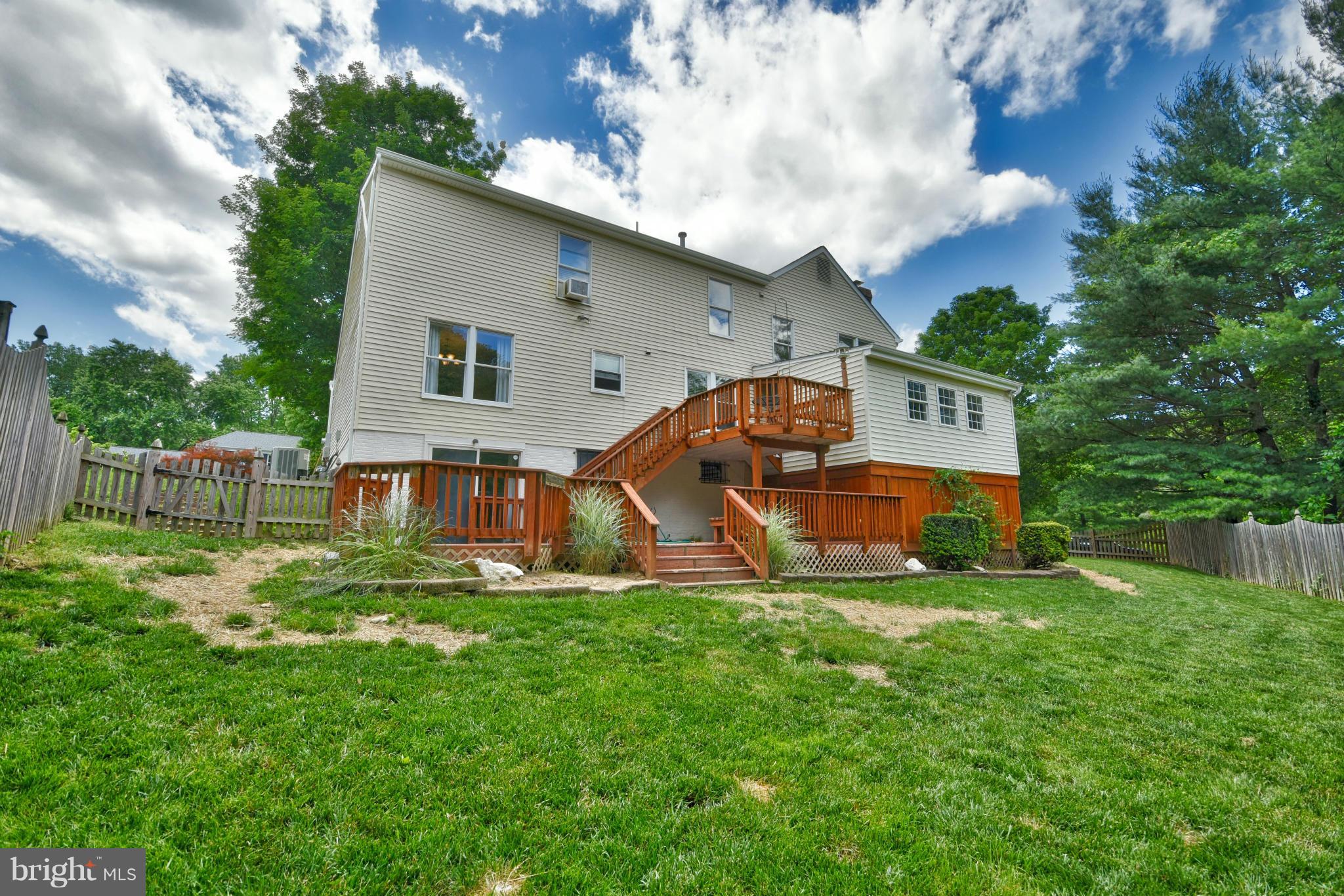 2040 Middlebridge Drive Silver Spring, MD 20906 - Photo 26 of 30 Exterior (Rear)