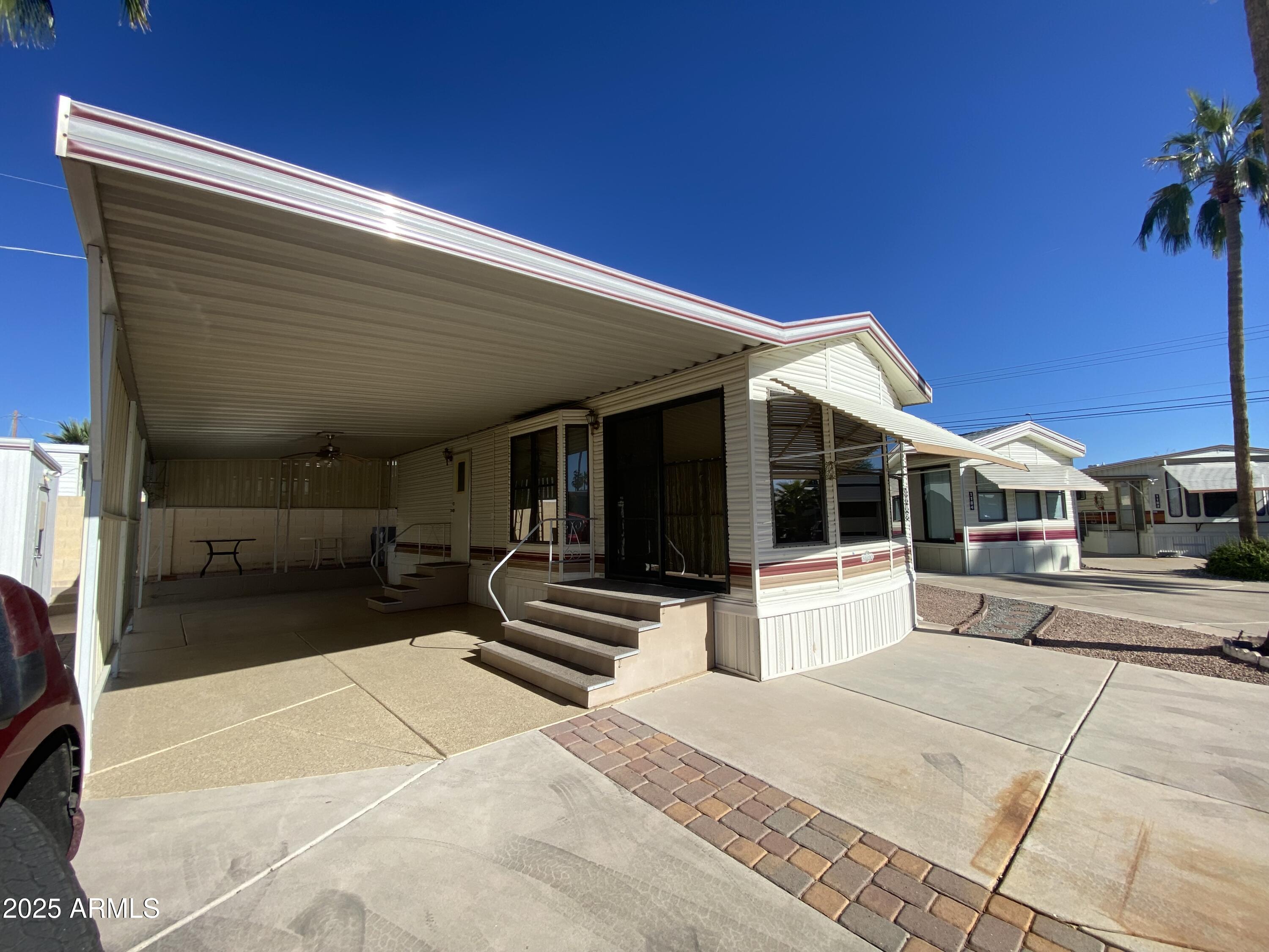 1185 West Klamath Avenue Apache Junction, AZ 85119 - Photo 1 of 26 IMG_5336