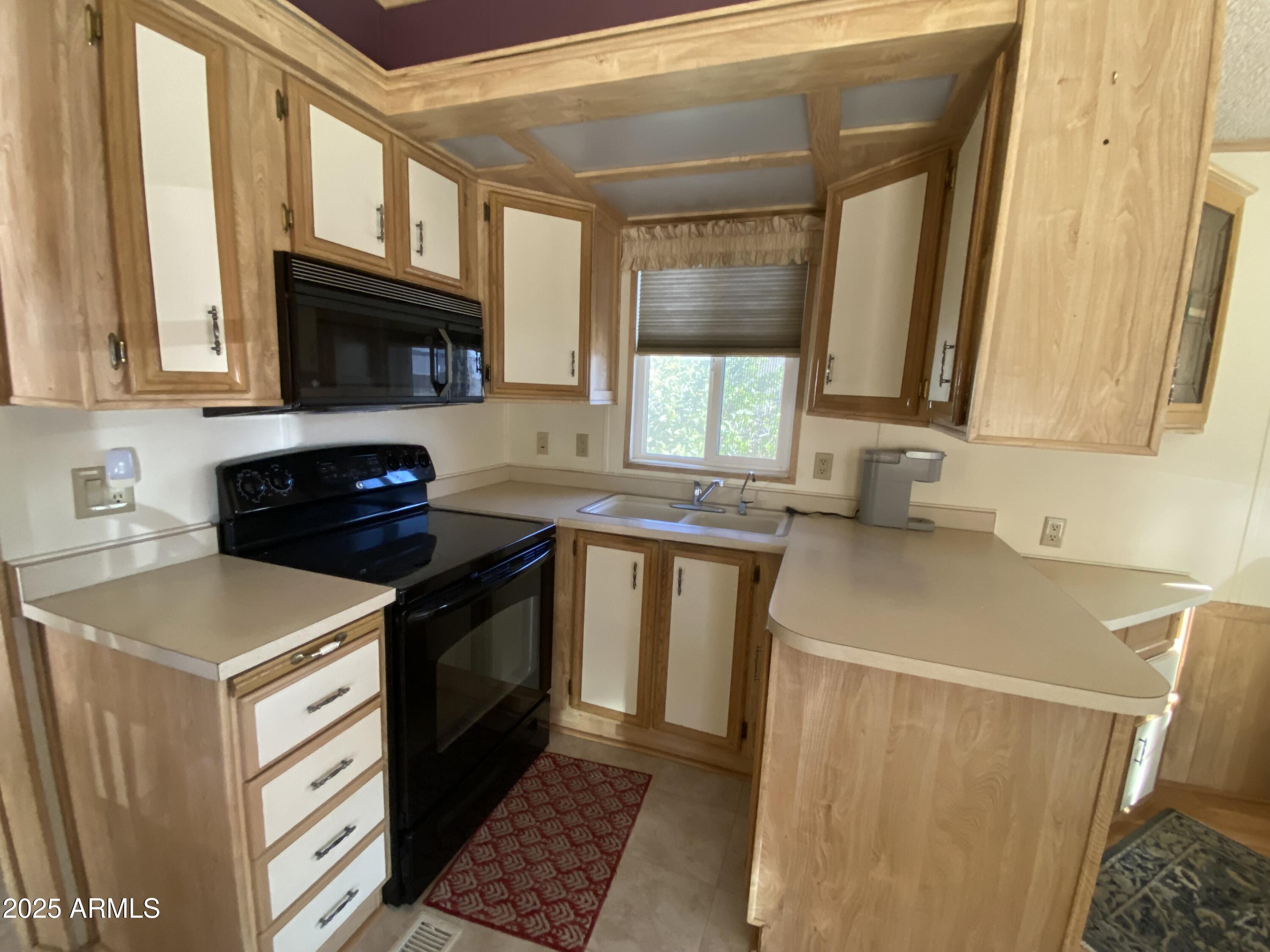 1185 West Klamath Avenue Apache Junction, AZ 85119 - Photo 11 of 26 IMG_5352