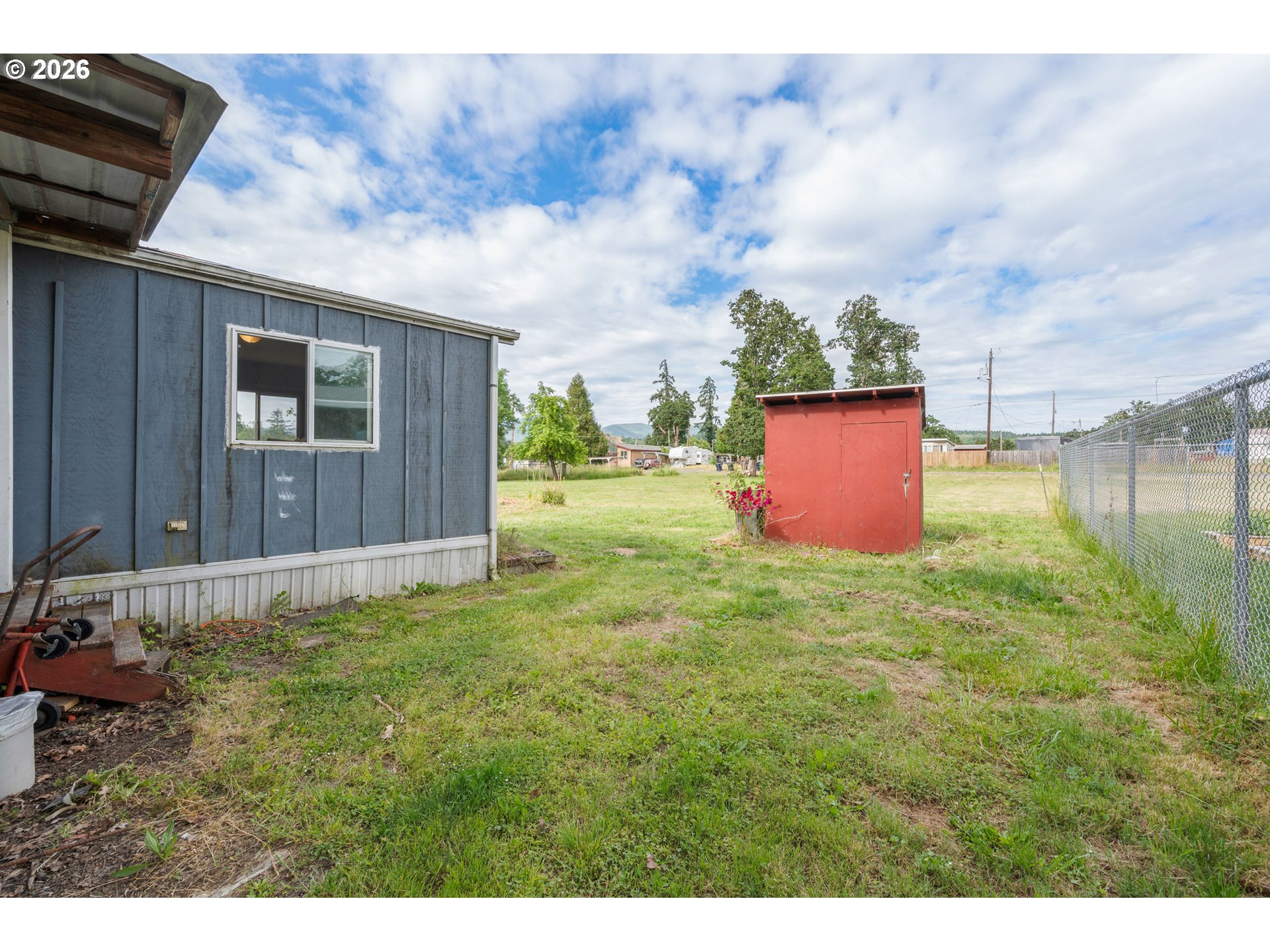 39009 Dexter Road, Unit 27 Dexter, OR 97431 - Photo 23 of 31 Shed