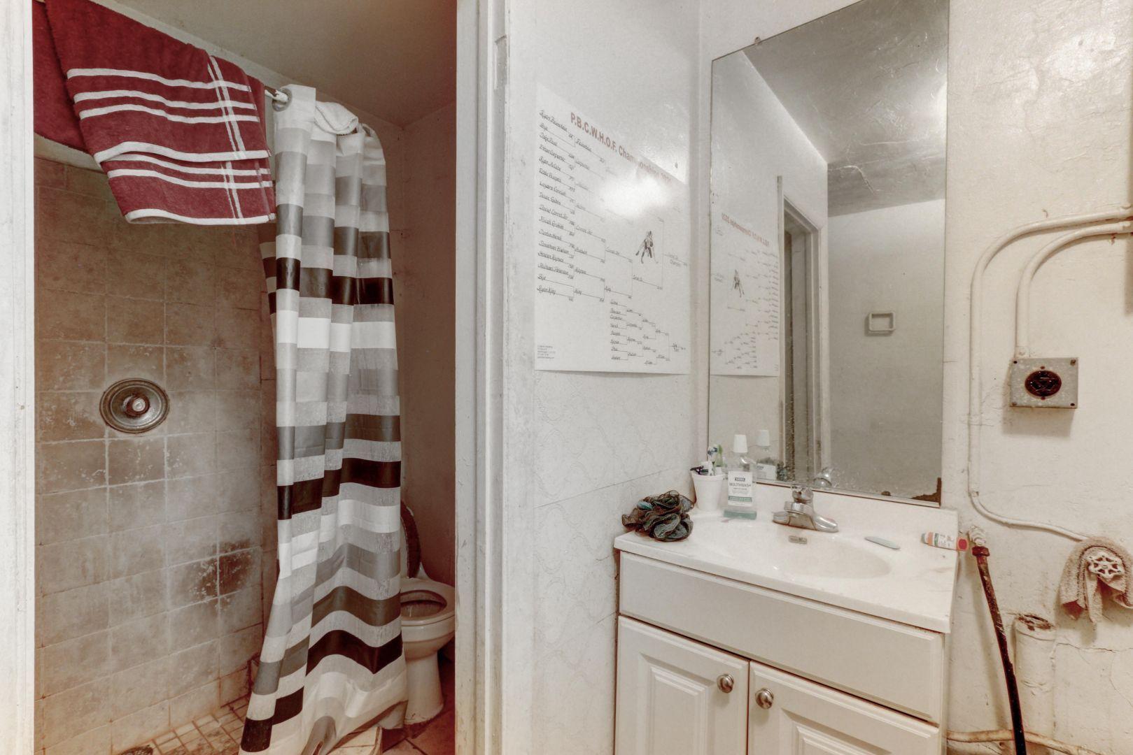 360 West Blue Heron Boulevard, Unit 1 Riviera Beach, FL 33404 - Photo 15 of 43 Bathroom