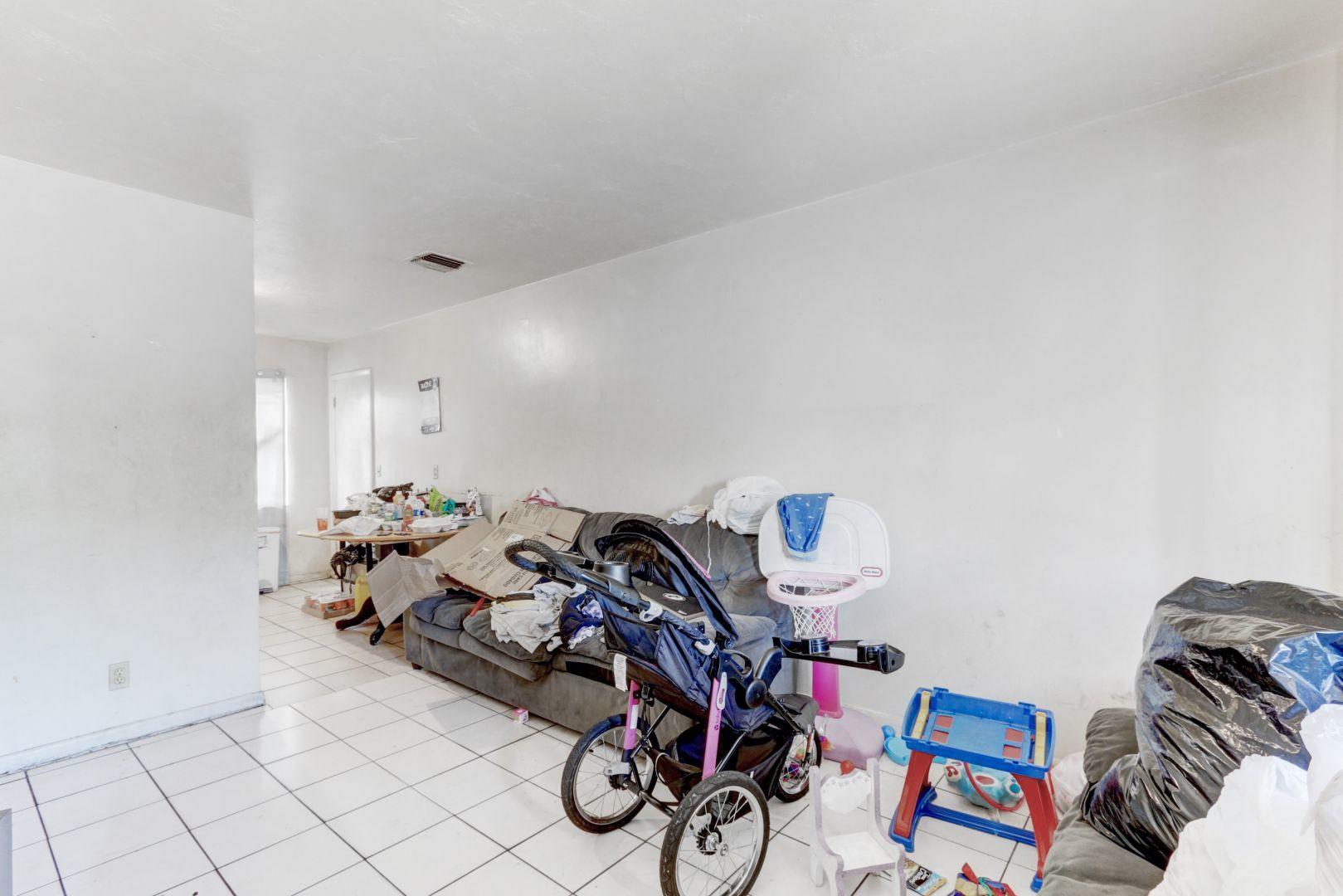 360 West Blue Heron Boulevard, Unit 1 Riviera Beach, FL 33404 - Photo 24 of 43 Living Room