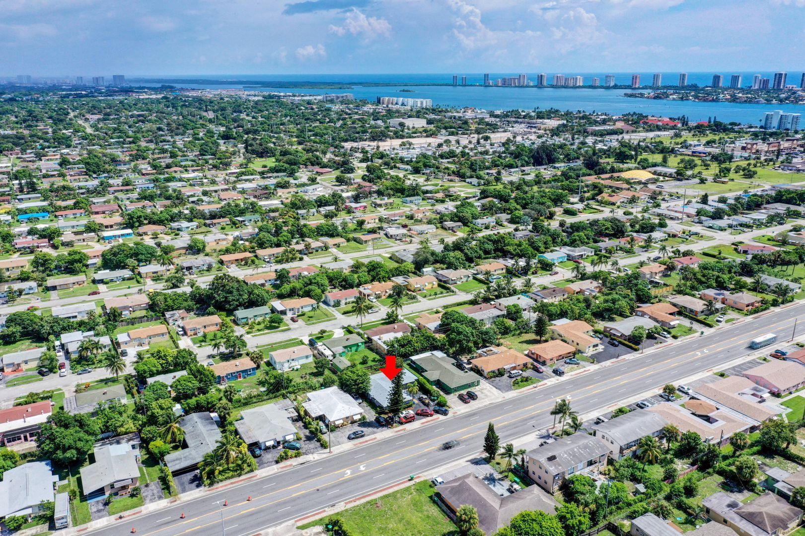 360 West Blue Heron Boulevard, Unit 1 Riviera Beach, FL 33404 - Photo 35 of 43 Aerial view