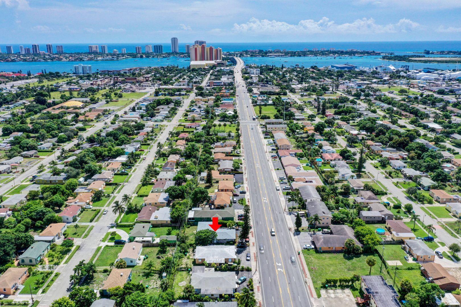 360 West Blue Heron Boulevard, Unit 1 Riviera Beach, FL 33404 - Photo 36 of 43 Aerial view