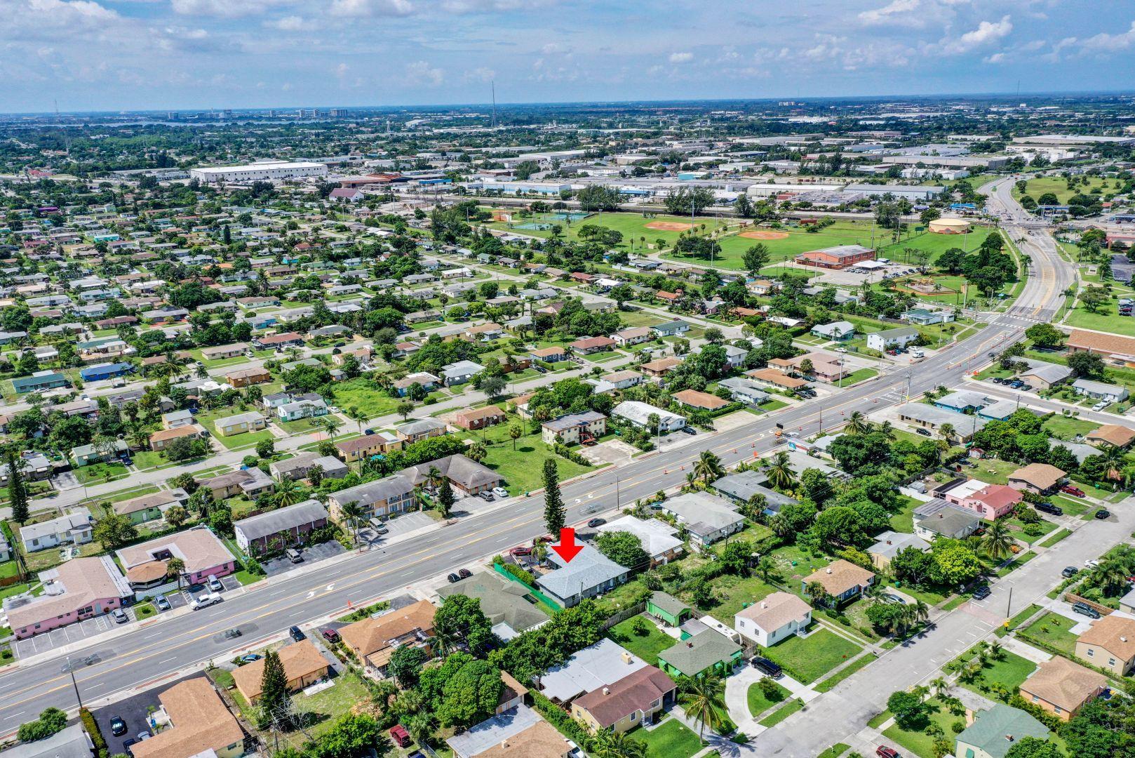 360 West Blue Heron Boulevard, Unit 1 Riviera Beach, FL 33404 - Photo 40 of 43 Aerial view