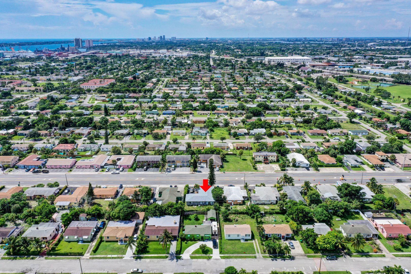 360 West Blue Heron Boulevard, Unit 1 Riviera Beach, FL 33404 - Photo 41 of 43 Aerial view