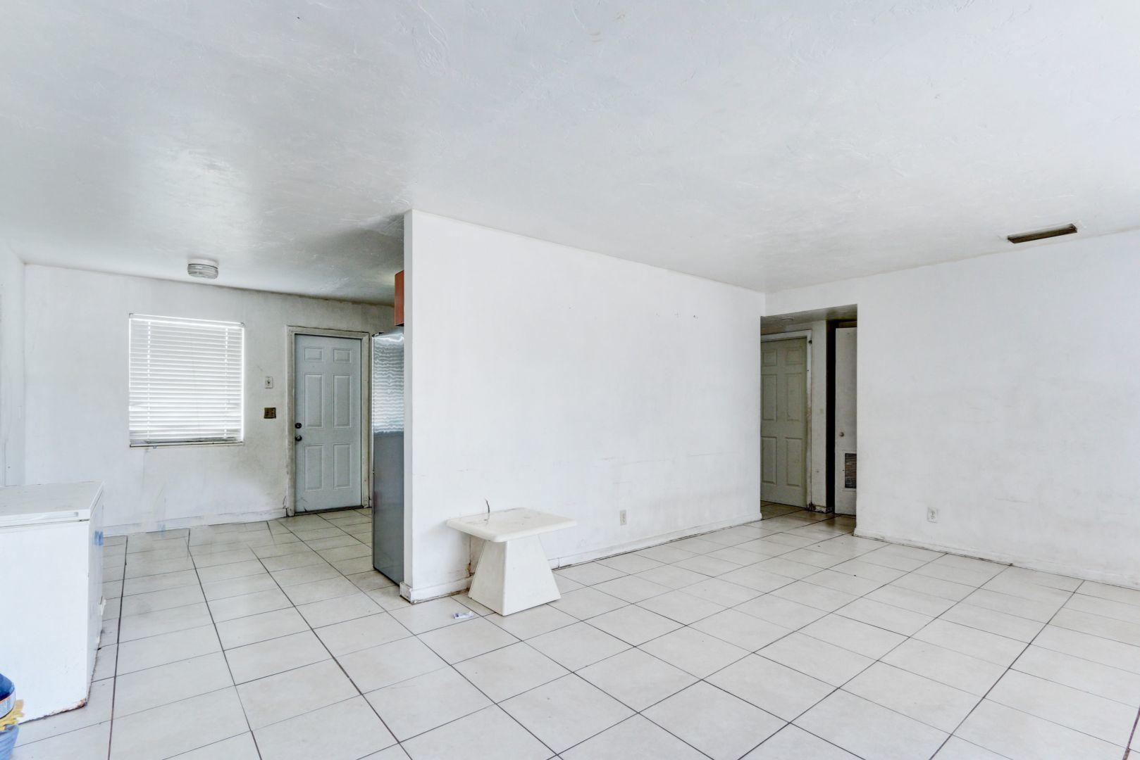 360 West Blue Heron Boulevard, Unit 1 Riviera Beach, FL 33404 - Photo 5 of 43 Living Area