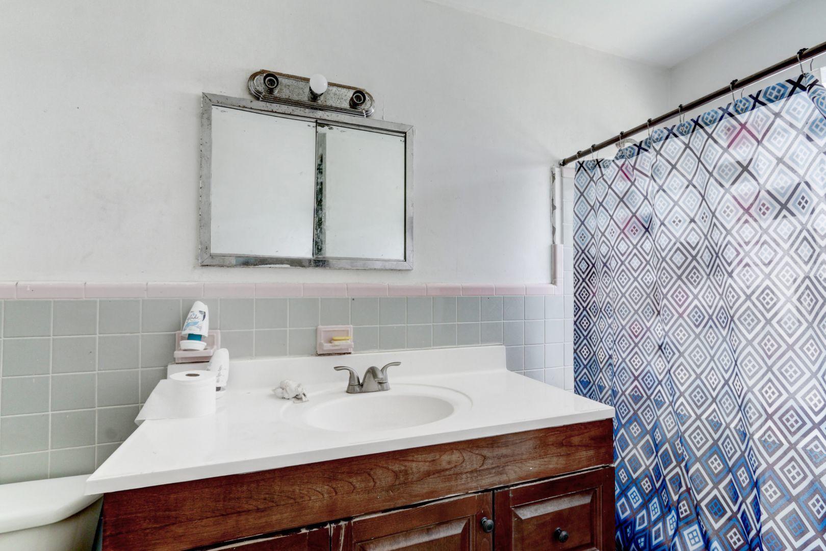 360 West Blue Heron Boulevard, Unit 1 Riviera Beach, FL 33404 - Photo 6 of 43 Bathroom