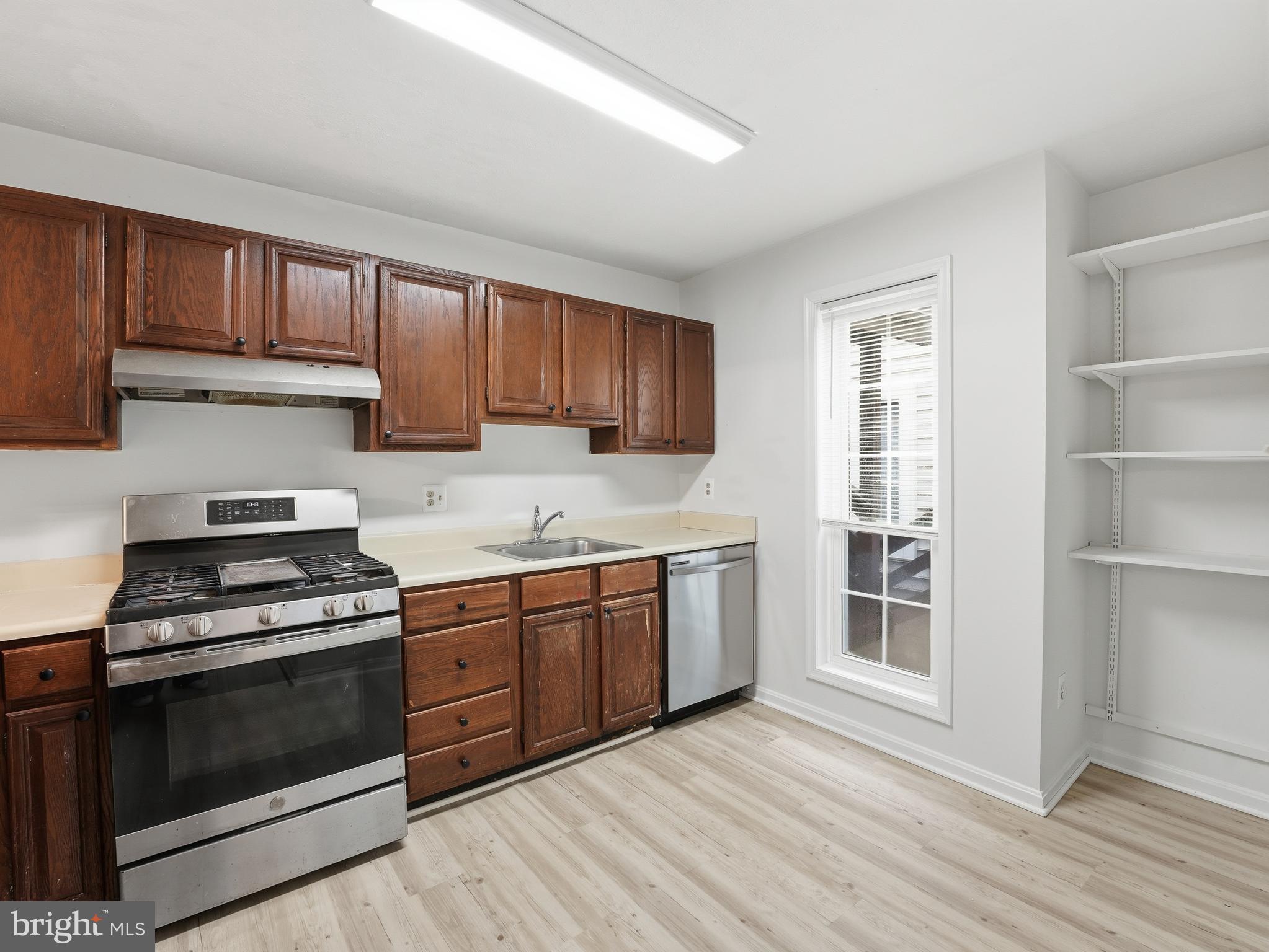 10120 Oakton Terrace Road Oakton, VA 22124 - Photo 24 of 26