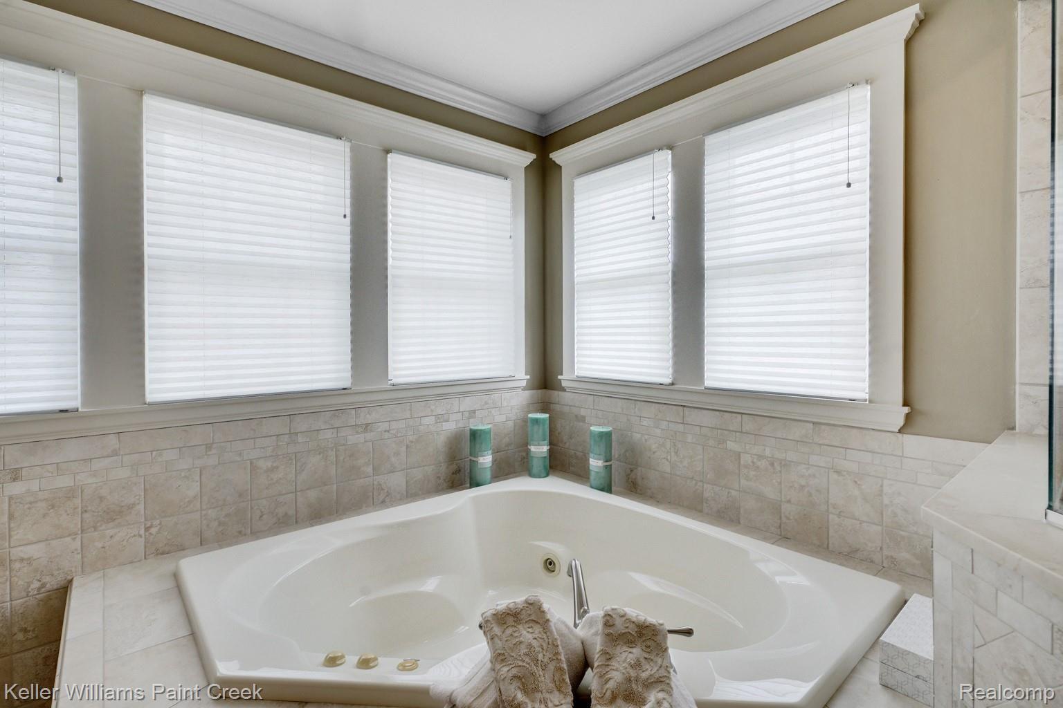 346 Linwood Avenue Rochester, MI 48307 - Photo 21 of 35 dsc03668-dsc03670.jpg