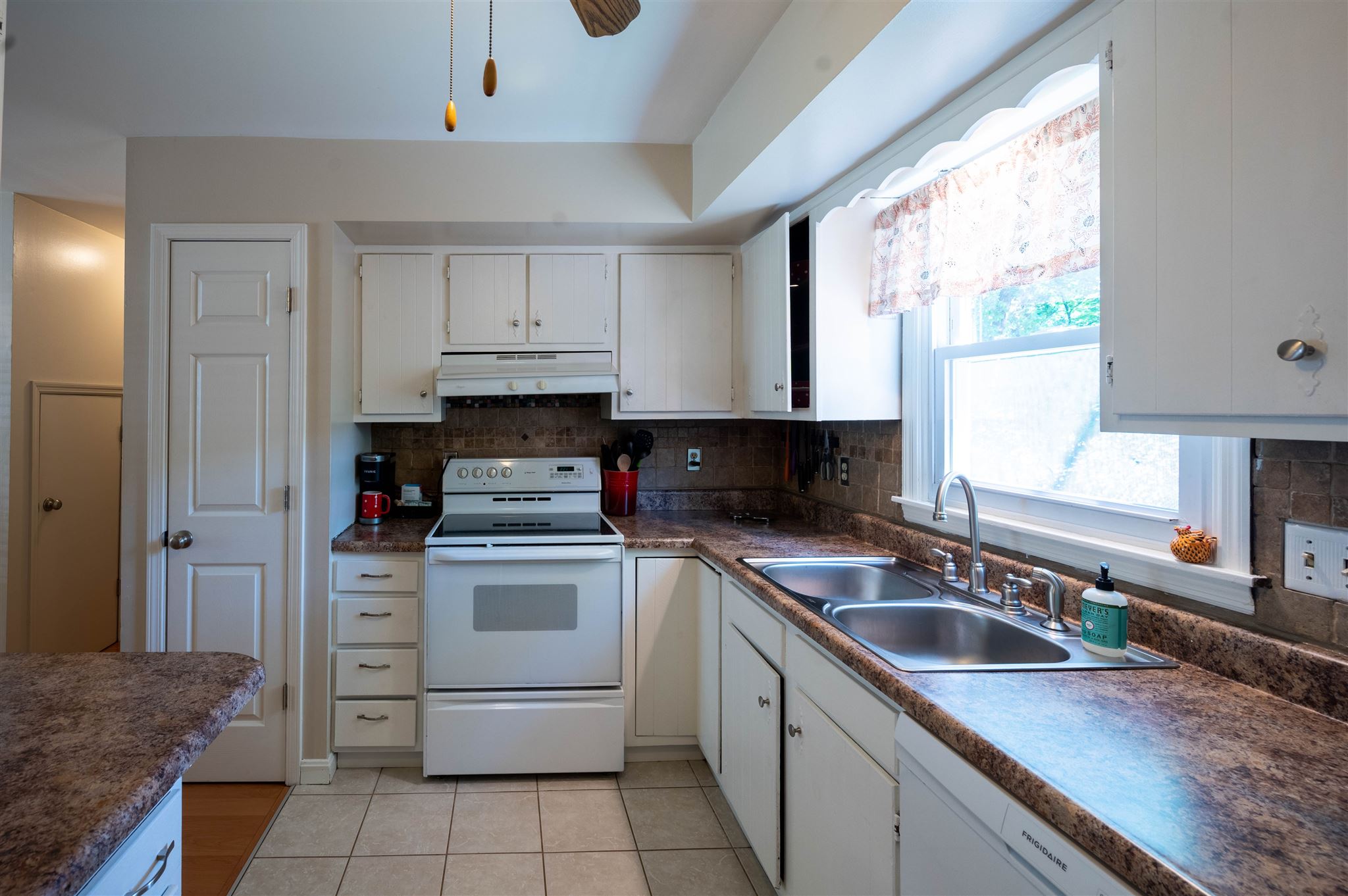 6679 Springvale Court Newburgh, IN 47630 - Photo 10 of 35 Gallery Image 10