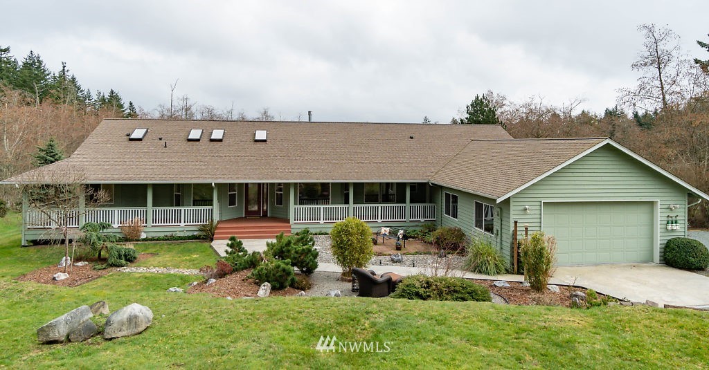 375 Coddington Road Coupeville, WA 98239 - Photo 2 of 39 Gallery Image 2