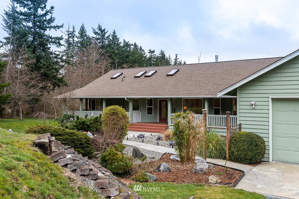375 Coddington Road Coupeville, WA 98239 - Photo 3 of 39 Gallery Image 3