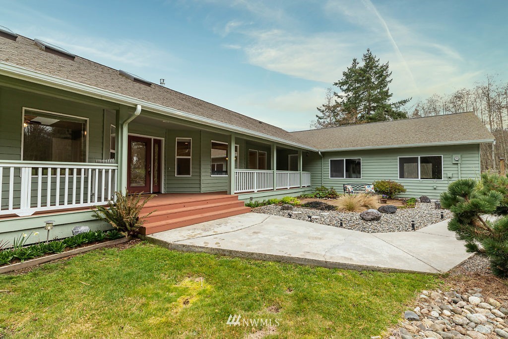 375 Coddington Road Coupeville, WA 98239 - Photo 5 of 39 Gallery Image 5