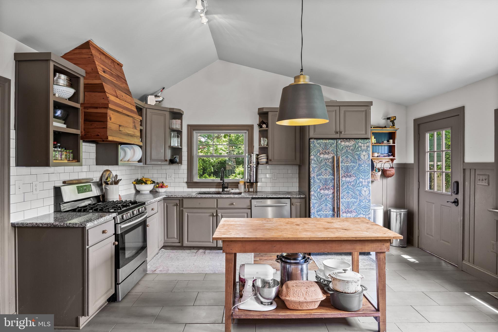 101 Warren Avenue Sewell, NJ 08080 - Photo 18 of 59