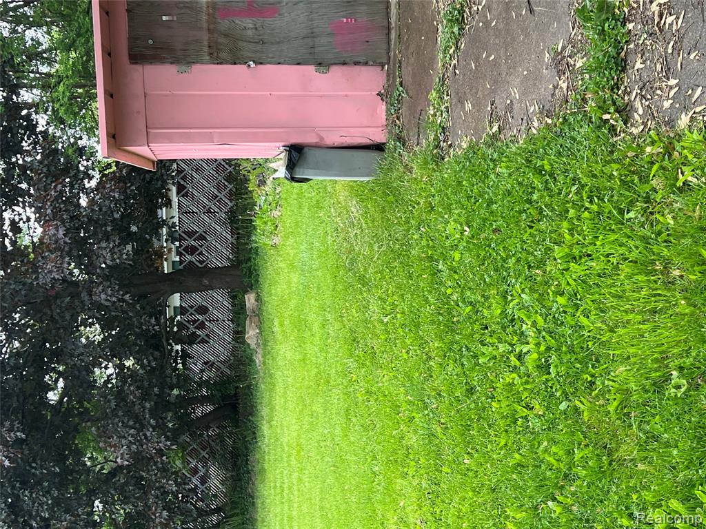 4172 Fenton Road Flint, MI 48507 - Photo 8 of 15